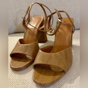 NWOT STAUD Tan Textured Block Heel Sandals